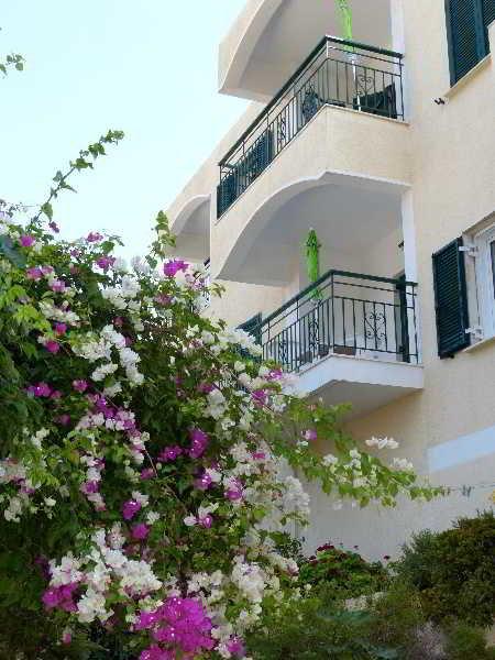 Anthemis Hotel Apartments Agia Paraskevi  Exterior foto